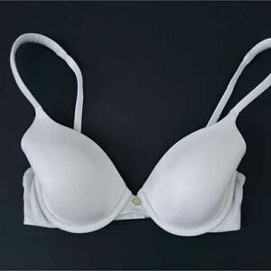 Victoria's Secret Lined Perfect Coverage Bra 32C Underwire Excellent Condition
